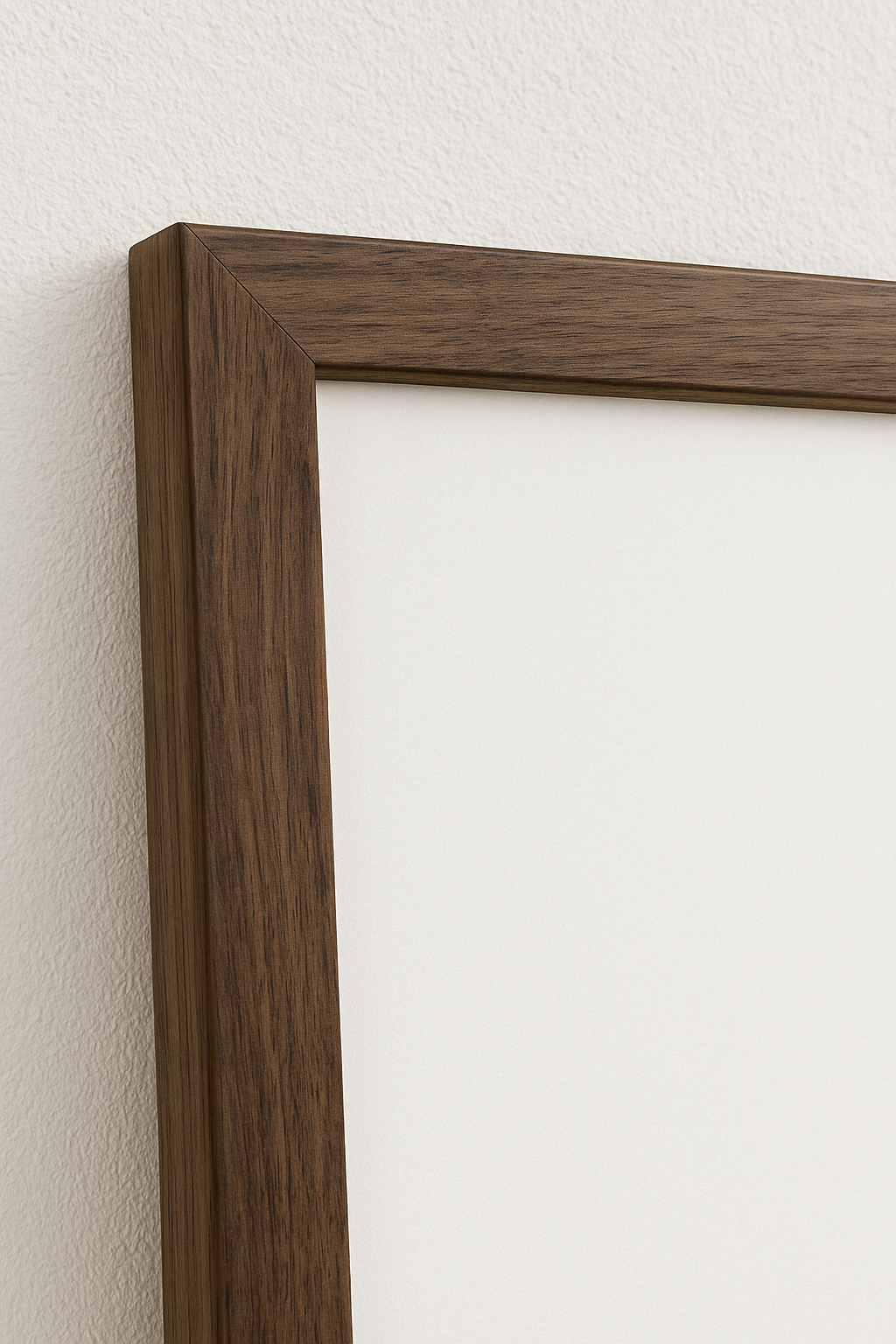 Ram i valnötsträ 30x40cm